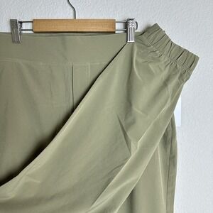 ATHLETA Olive Branch Green Brooklyn  Jogger Pant Women's Size 14 NEW Zip Pockets